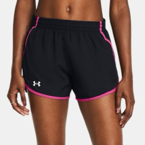 NWT Medium Under Armour Black & Pink Athletic Shorts Moisture-Wicking Fabric - Picture 5 of 13